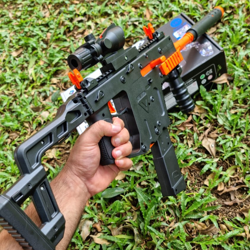 Vector Hidrogel Subfusil Eléctrico Realista para Diversión Segura