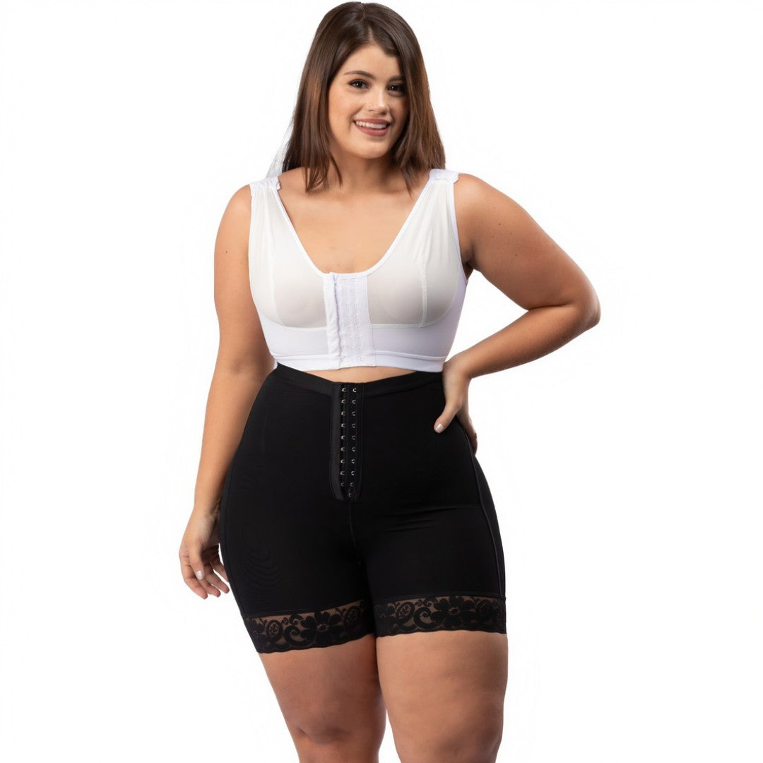 Short Alto con Broches